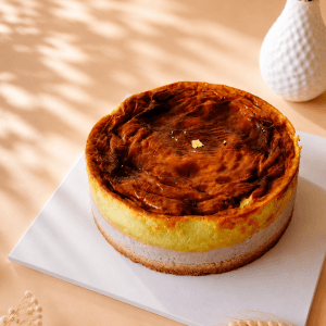 Pandan Taro Burnt Cheese Cake