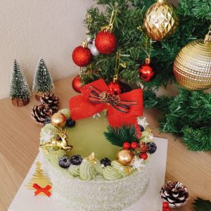 Christmas Pandan Layer Cake